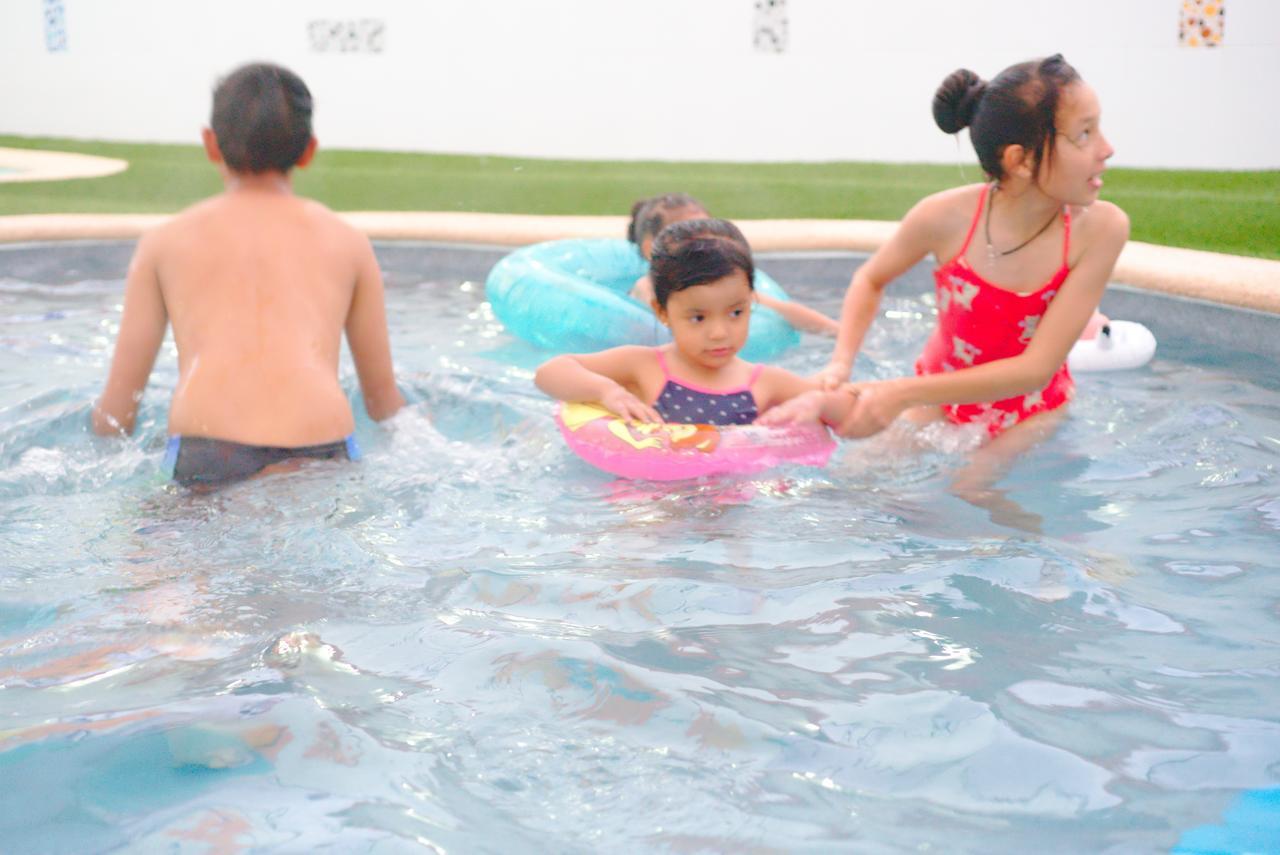 Hotel Yekkan วาอูชินังโก ภายนอก รูปภาพ